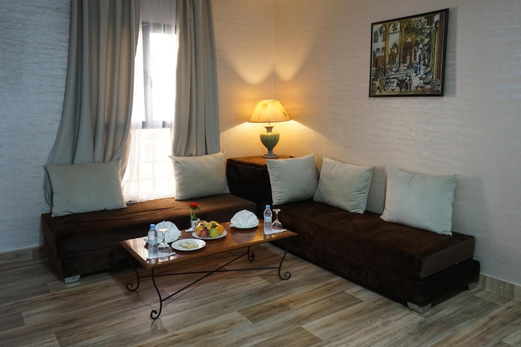 Hotel Nouzha Фес Экстерьер фото
