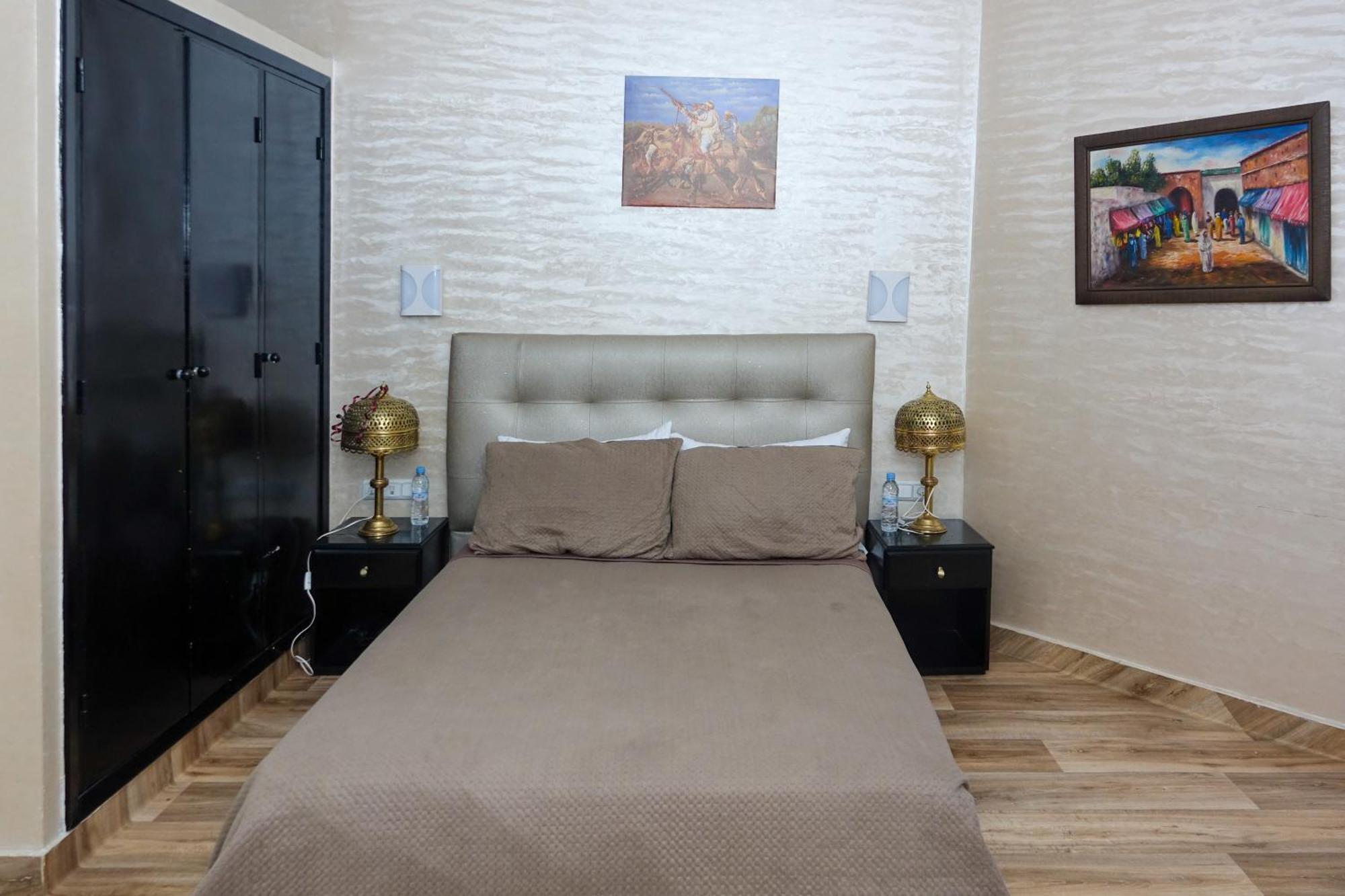 Hotel Nouzha Фес Экстерьер фото