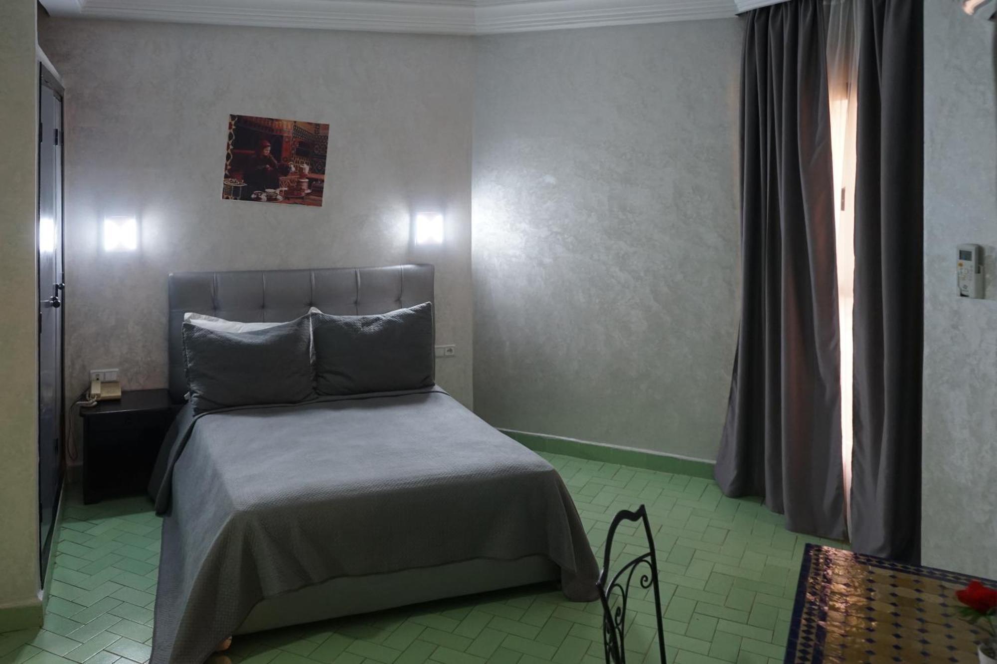 Hotel Nouzha Фес Экстерьер фото