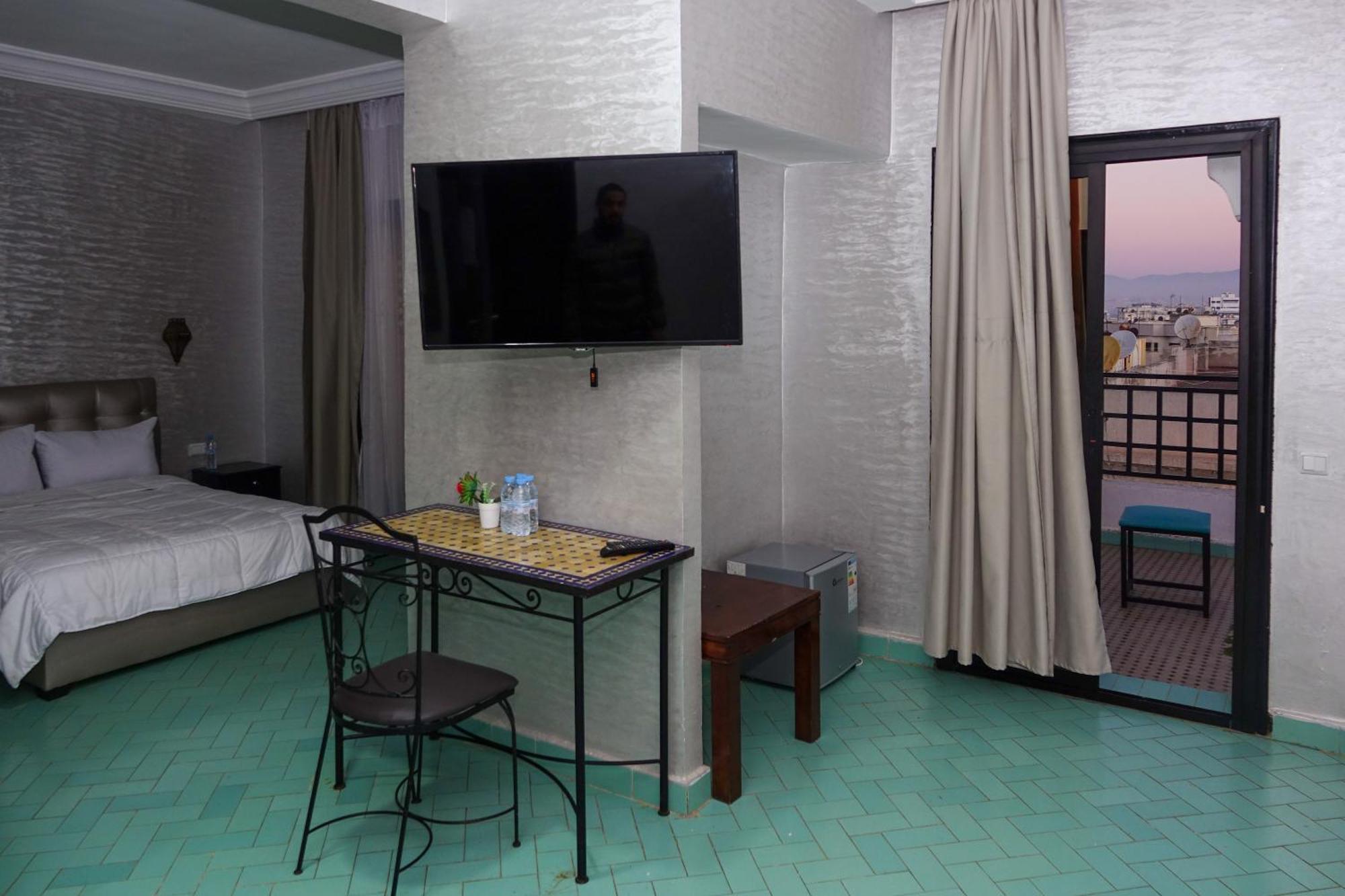 Hotel Nouzha Фес Экстерьер фото